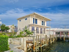 Bauhu modular steel frame homes for The Bahamas